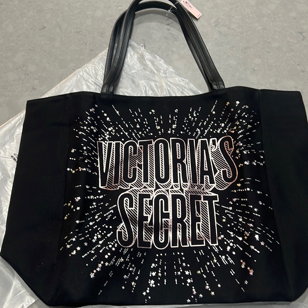 NWT Victoria’s Secret bag.
